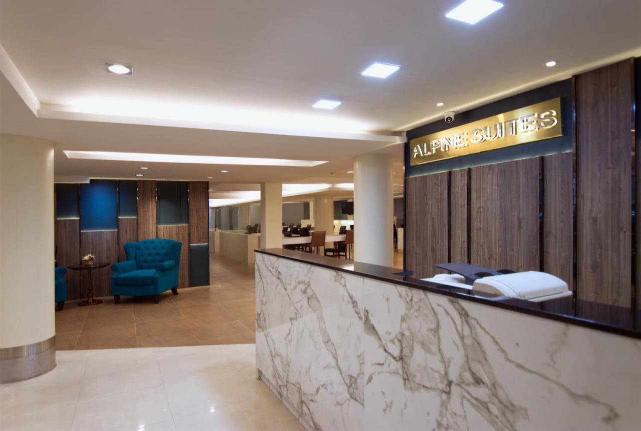 Grand Alpine Hotel Bangkok Dış mekan fotoğraf