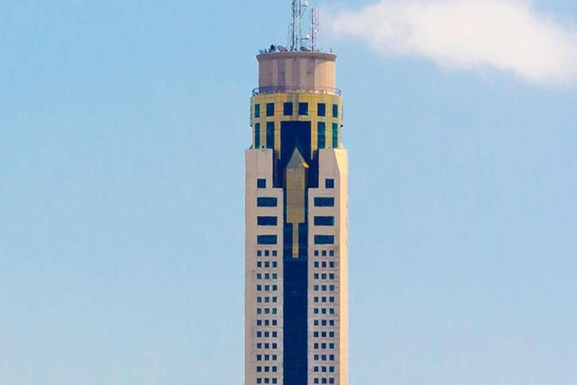 Grand Alpine Hotel Bangkok Dış mekan fotoğraf